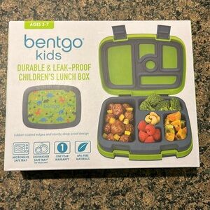 NIB Bentgo children’s lunch box dinosaur